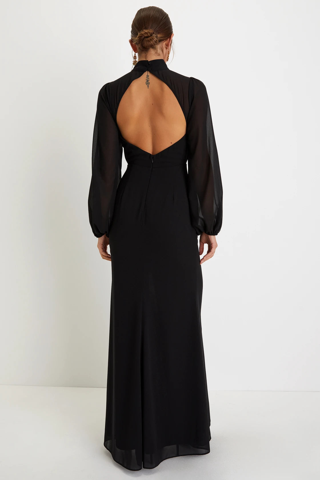Graceful Entrance Navy Blue Long Sleeve Backless Maxi Dress